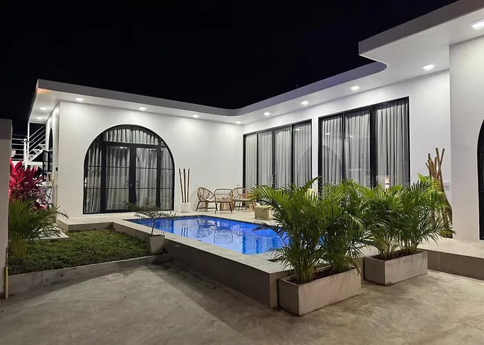 The Brova Villa- Beautiful Private 3 Bedroom Villa