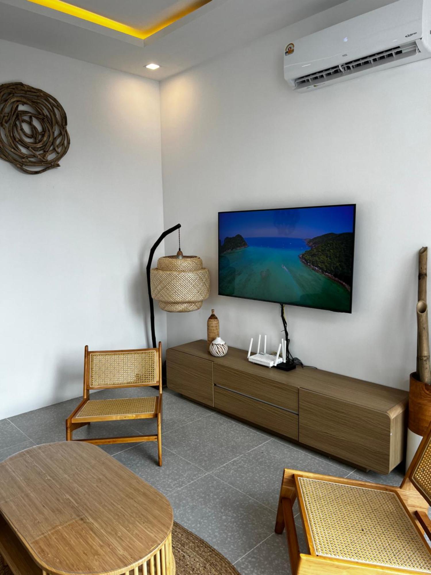 The Brova Villa- Beautiful Private 3 Bedroom
