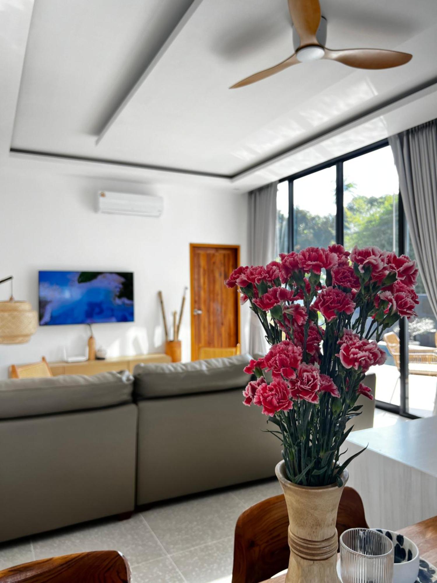 The Brova Villa- Beautiful Private 3 Bedroom