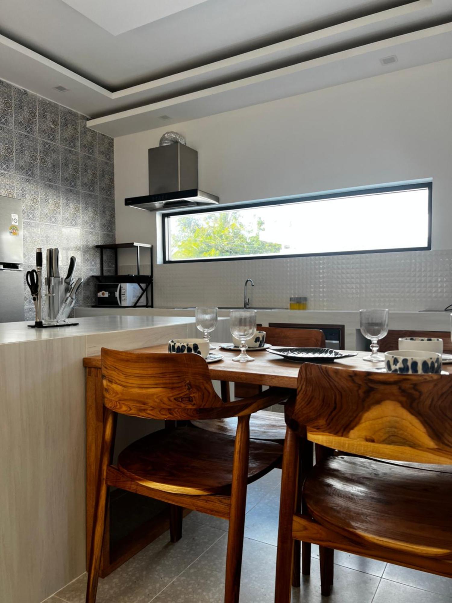 The Brova Villa- Beautiful Private 3 Bedroom *
