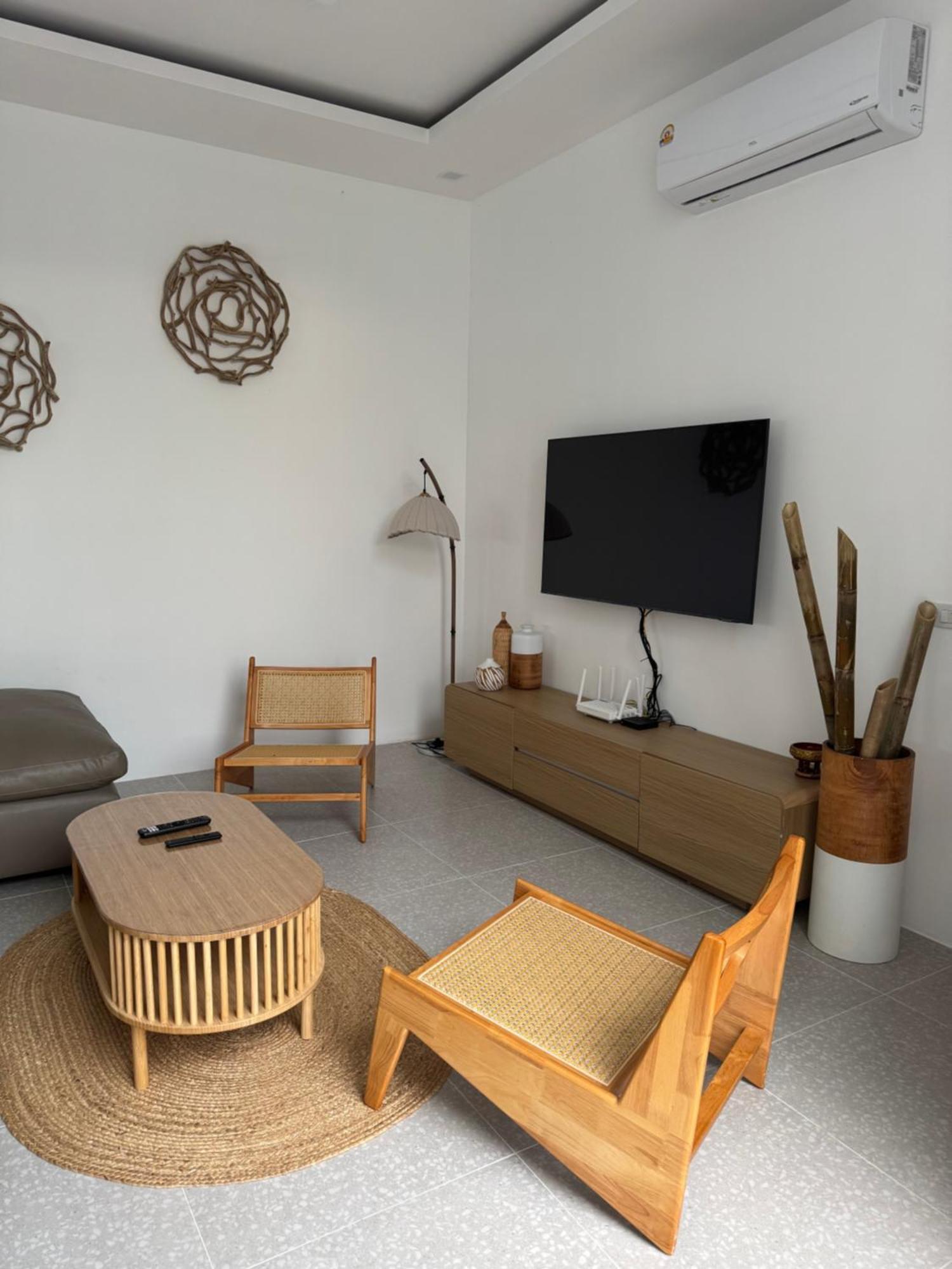 The Brova Villa- Beautiful Private 3 Bedroom Villa *